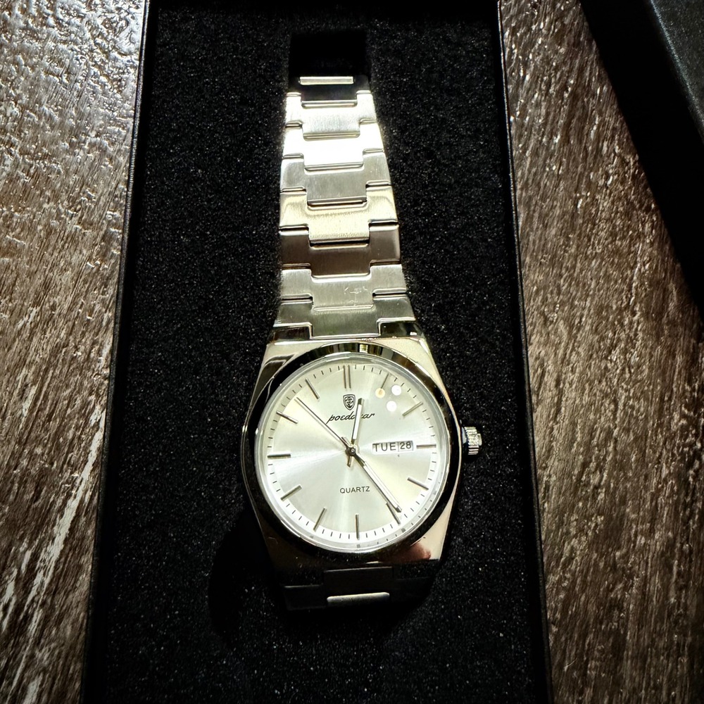 Poedagar Wristwatch Mens Silver Stainless Steel Day Date Quartz Analog Watch